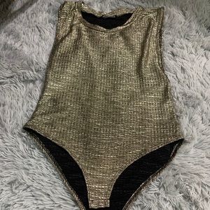 Fashion Nova Gold Body Suit ( Small )